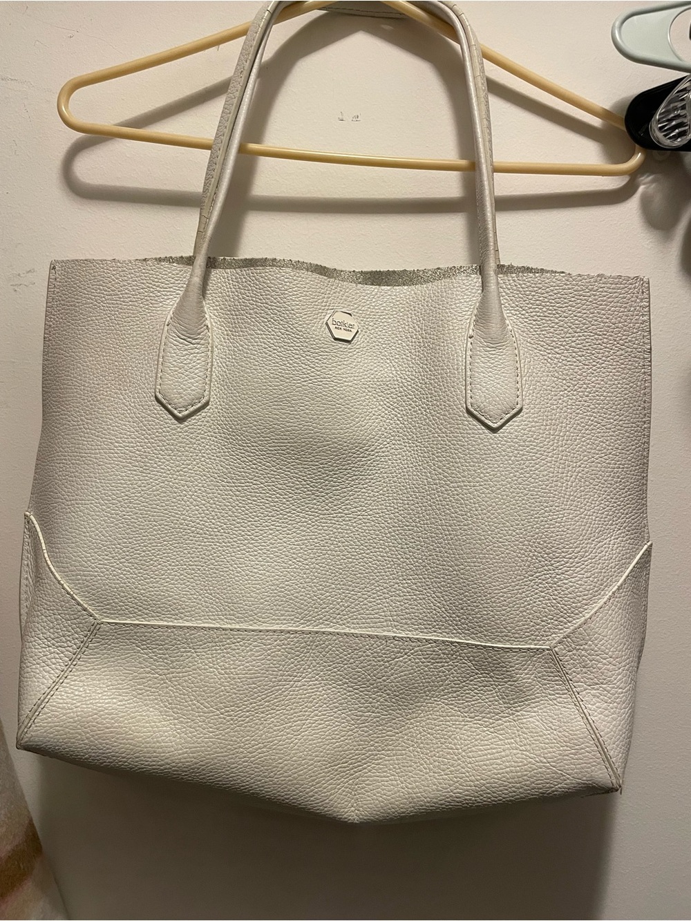Botkier White Pebbled Leather Tote with Chain Toggle - Picture 2 of 4